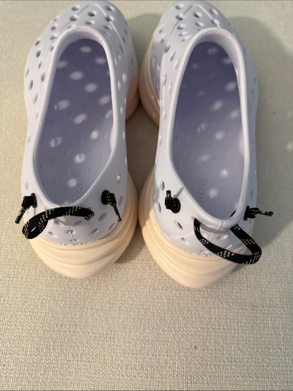 NWOB Kane Footwear Men's Athletic Slip-On Water-Ready Shoes in White - Picture 3 of 4